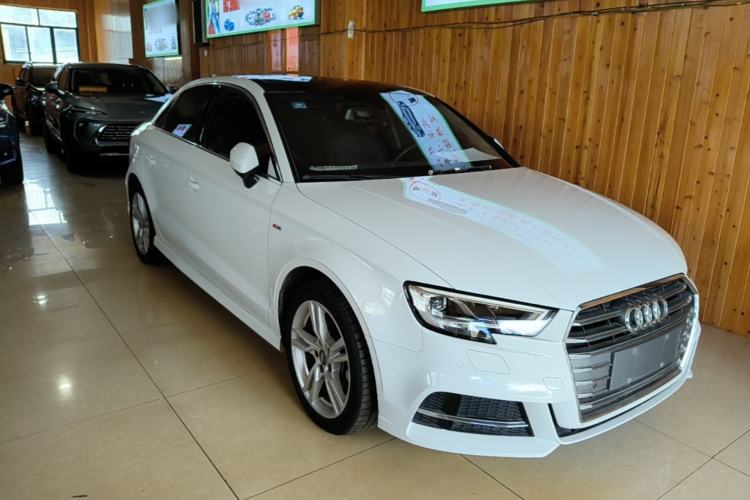 Used Audi A3 2020 Limousine 35 TFSI Fashion Edition China VI Emission Standard Front Right 45 Deg