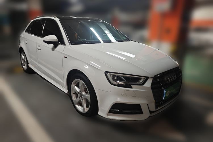 Used Audi A3 2020 Sportback 35 TFSI Fashion Edition China VI Emission Standard Front Right 45 Deg