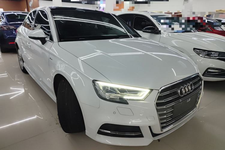 Used Audi A3 2020 Limousine 35 TFSI Fashion Edition China VI Emission Standard Front Right 45 Deg