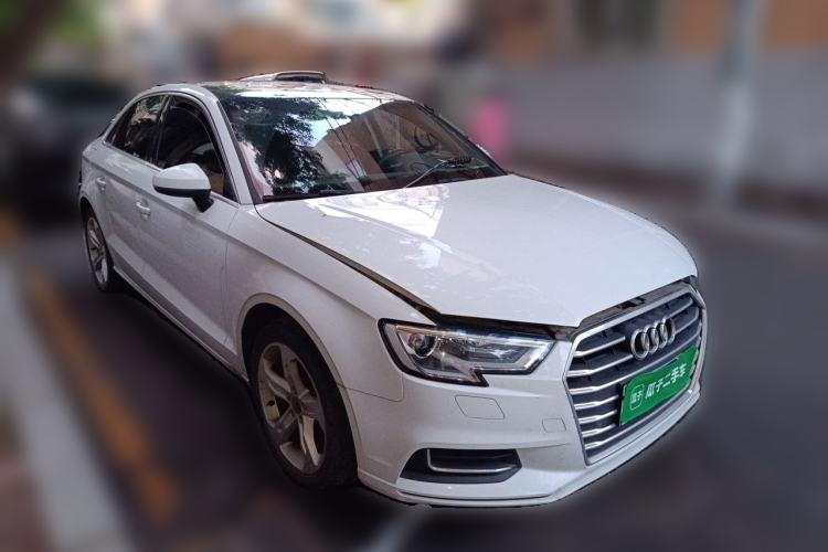 Used Audi A3 2020 Limousine 35 TFSI Ambition China VI Front Right 45 Deg