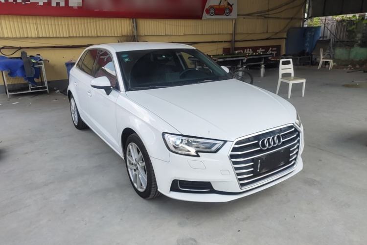 Used Audi A3 2020 Sportback 35 TFSI Ambition China VI Front Right 45 Deg