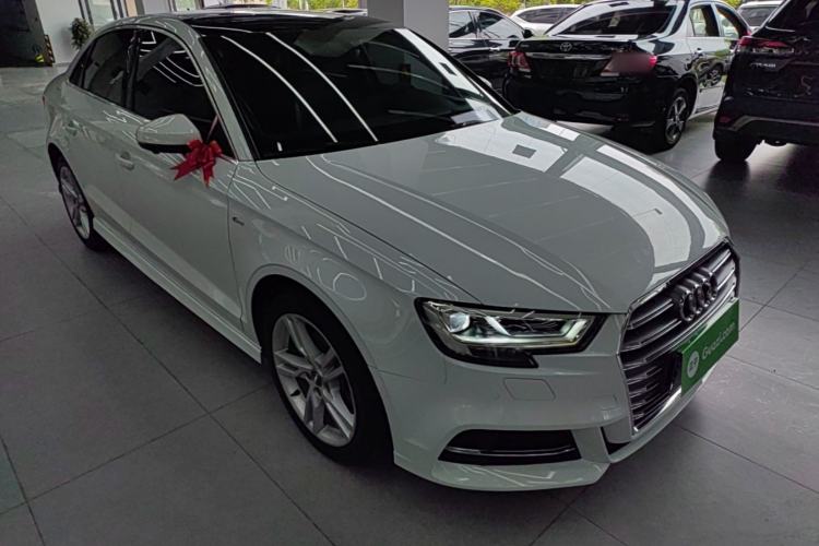 Used Audi A3 2020 Limousine 35 TFSI Fashion Edition China VI Emission Standard Front Right 45 Deg