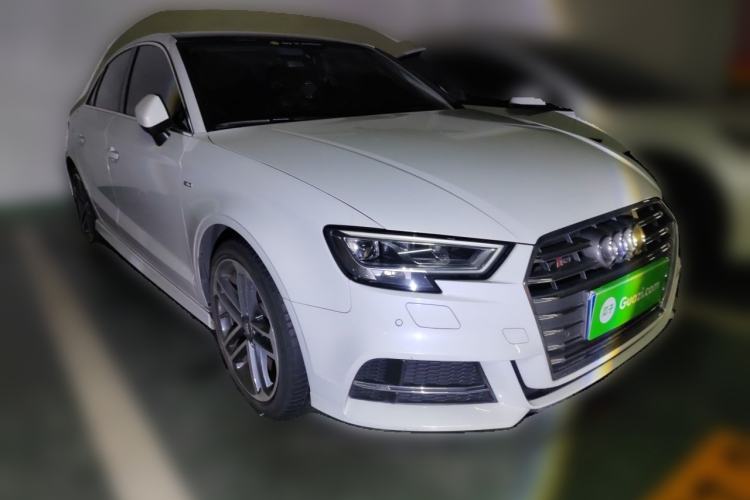 Used Audi A3 2020 Limousine 35 TFSI Sporty Version China VI Front Right 45 Deg