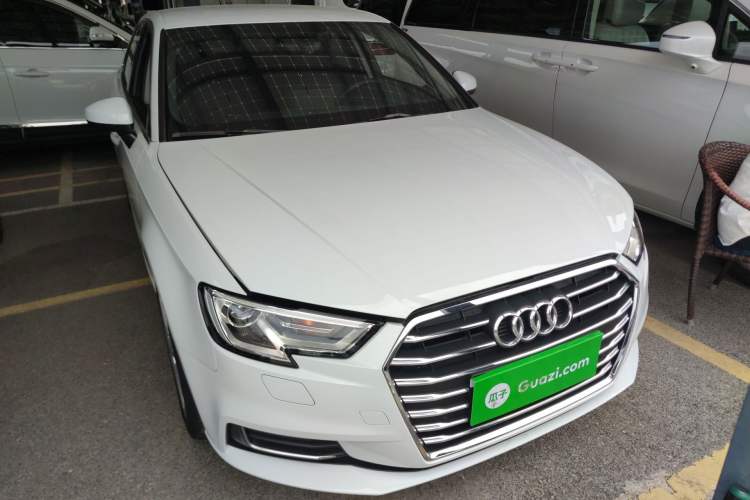 Used Audi A3 2020 Sportback 35 TFSI Ambition China VI Front Right 45 Deg