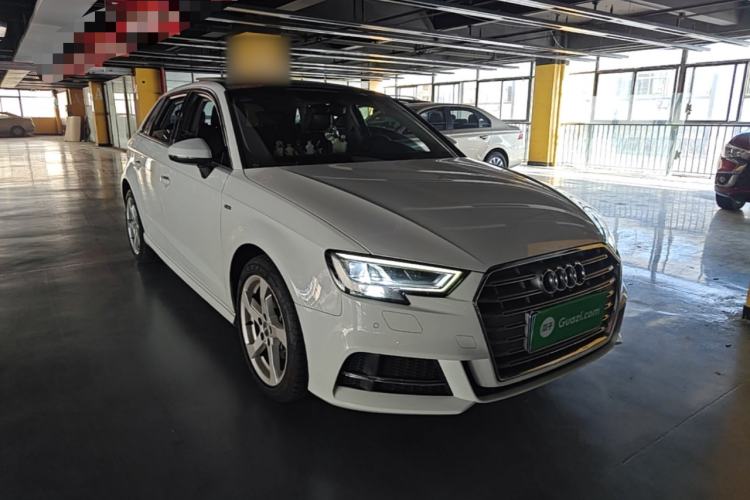 Used Audi A3 2020 Sportback 35 TFSI Fashion Edition China VI Emission Standard Front Right 45 Deg