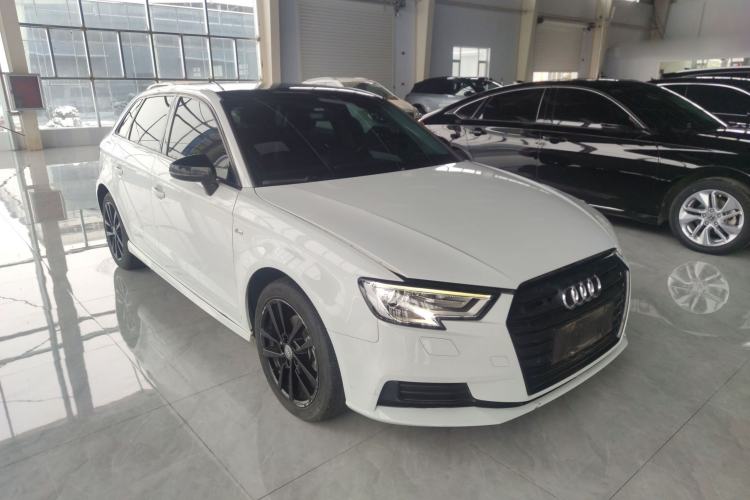 Used Audi A3 2020 Restyled Sportback 35 TFSI Entry-Level China VI Emission Standard Front Right 45 Deg