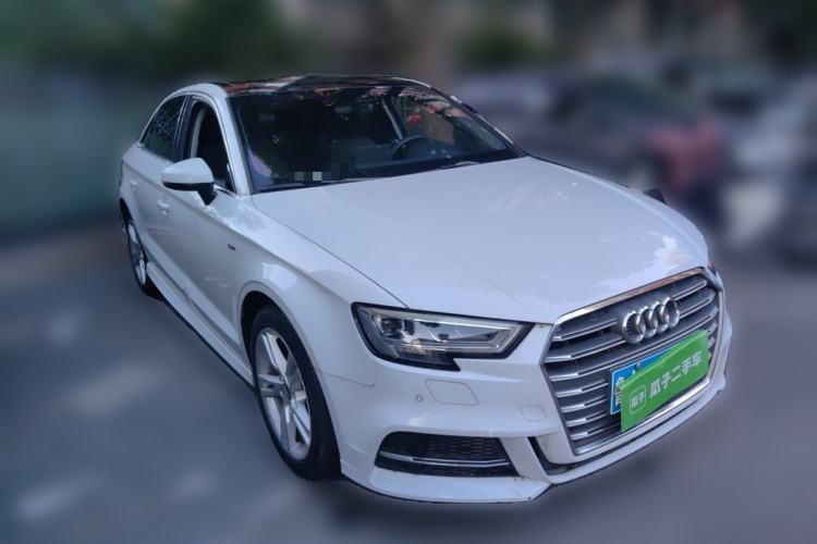 Used Audi A3 2020 Limousine 35 TFSI Fashion Edition China VI Emission Standard Front Right 45 Deg