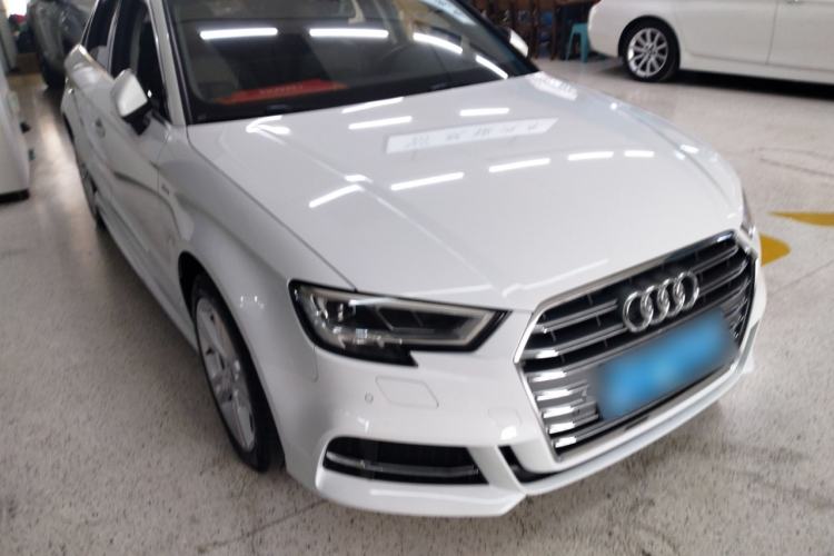Used Audi A3 2020 Limousine 35 TFSI Fashion Edition China VI Emission Standard Front Right 45 Deg