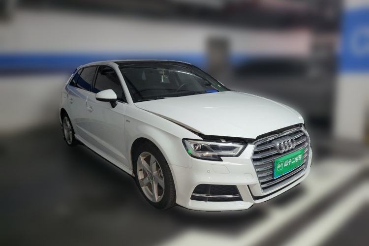 Used Audi A3 2020 Sportback 35 TFSI Fashion Edition China VI Emission Standard Front Right 45 Deg