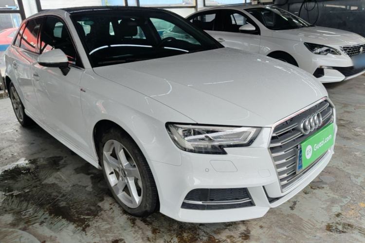 Used Audi A3 2020 Sportback 35 TFSI Fashion Edition China VI Emission Standard Front Right 45 Deg