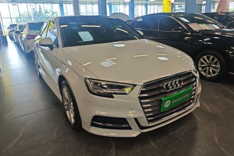 Used Audi A3 2020 Limousine 35 TFSI Fashion Edition China VI Emission Standard Front Right 45 Deg