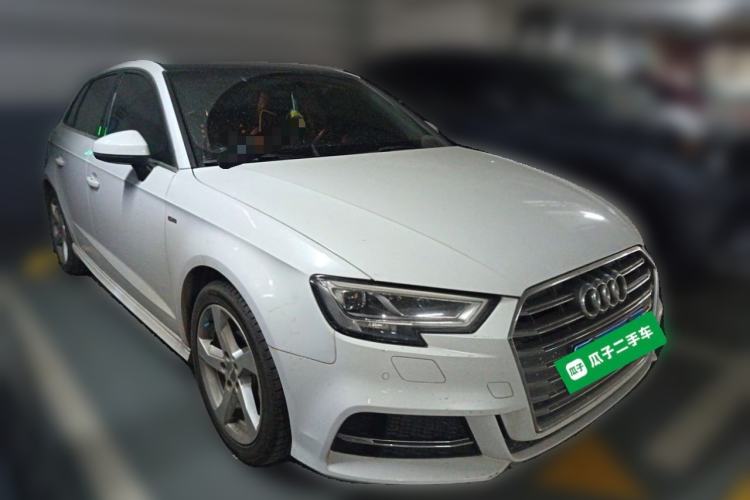 Used Audi A3 2020 Sportback 35 TFSI Fashion Edition China VI Emission Standard Front Right 45 Deg