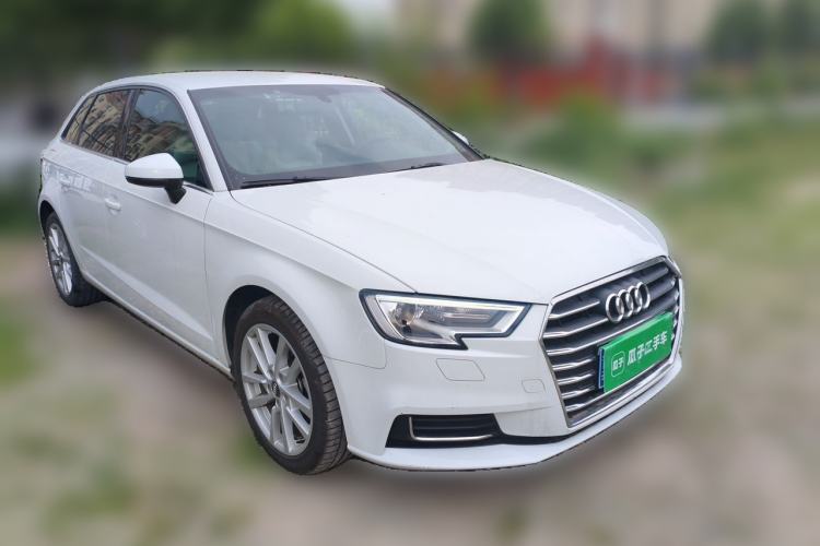 Used Audi A3 2020 Sportback 35 TFSI Ambition China VI Front Right 45 Deg