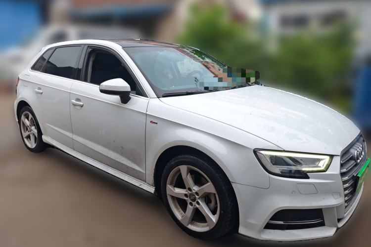 Used Audi A3 2020 Sportback 35 TFSI Fashion Edition China VI Emission Standard Front Right 45 Deg