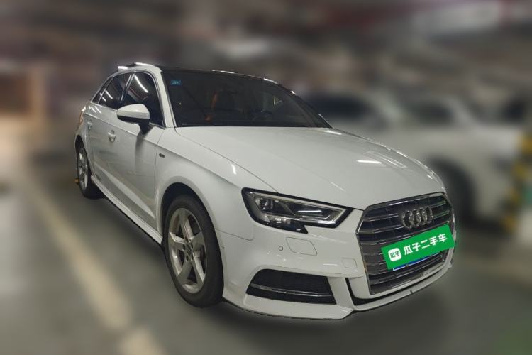 Used Audi A3 2020 Sportback 35 TFSI Fashion Edition China VI Emission Standard Front Right 45 Deg
