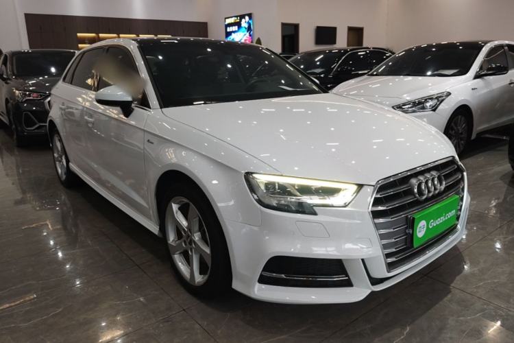 Used Audi A3 2020 Sportback 35 TFSI Fashion Edition China VI Emission Standard Front Right 45 Deg