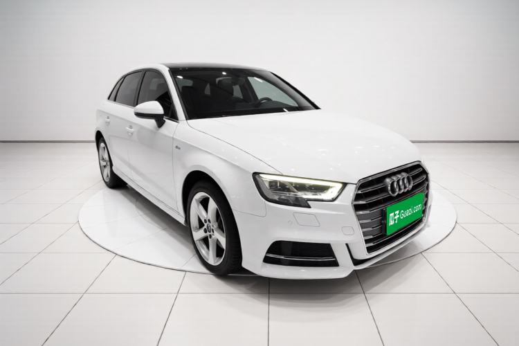 Used Audi A3 2020 Sportback 35 TFSI Fashion Edition China VI Emission Standard Front Right 45 Deg