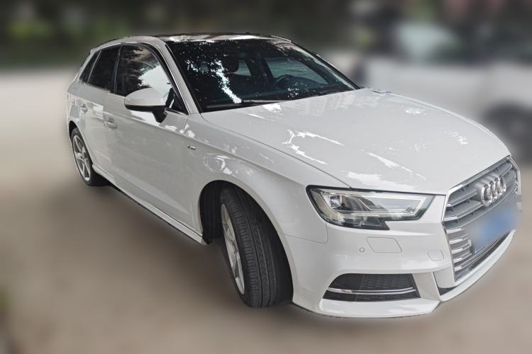 Used Audi A3 2020 Sportback 35 TFSI Fashion Edition China VI Emission Standard Front Right 45 Deg