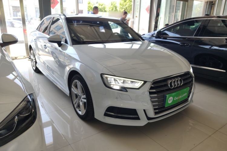 Used Audi A3 2020 Limousine 35 TFSI Fashion Edition China VI Emission Standard Front Right 45 Deg