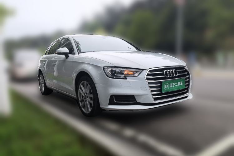 Used Audi A3 2020 Sportback 35 TFSI Ambition China VI Front Right 45 Deg