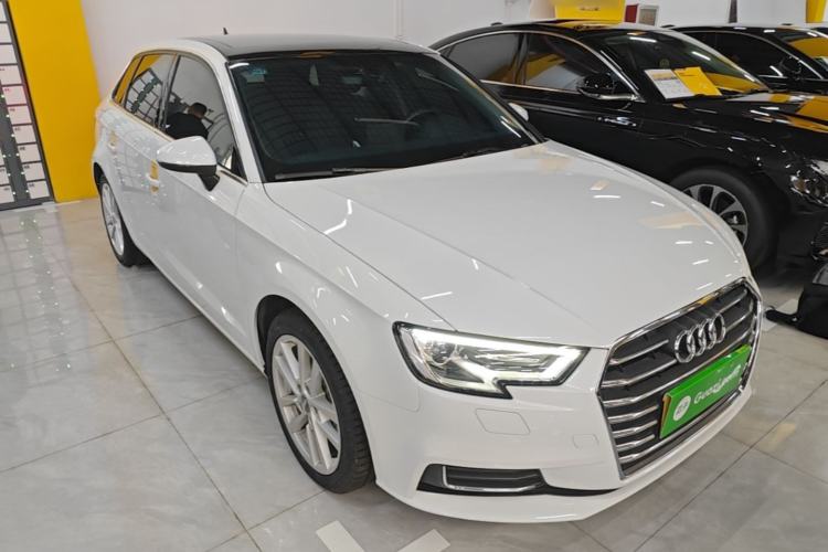 Used Audi A3 2020 Restyled Sportback 35 TFSI Entry-Level China VI Emission Standard Front Right 45 Deg