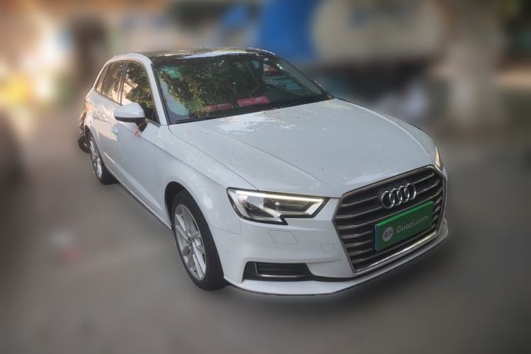 Used Audi A3 2020 Restyled Sportback 35 TFSI Entry-Level China VI Emission Standard Front Right 45 Deg