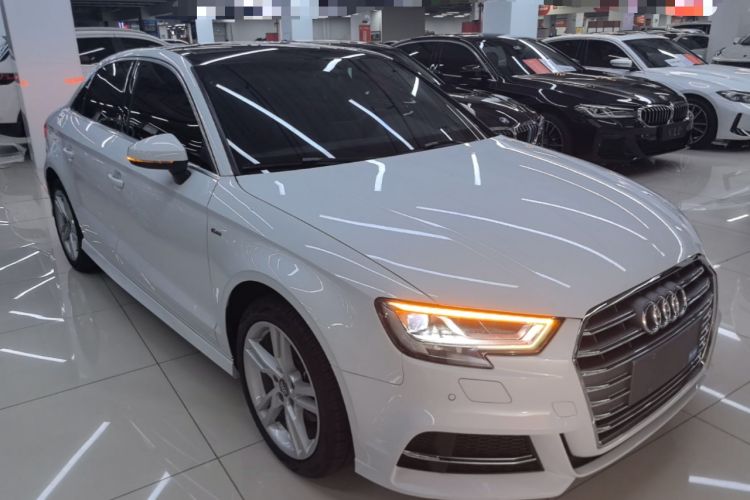 Used Audi A3 2020 Limousine 35 TFSI Fashion Edition China VI Emission Standard Front Right 45 Deg