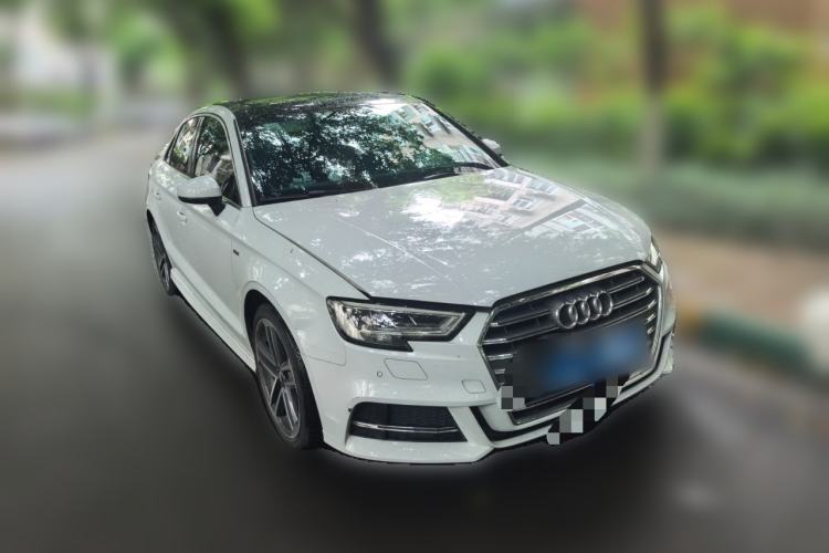 Used Audi A3 2020 Limousine 35 TFSI Sporty Version China VI Front Right 45 Deg