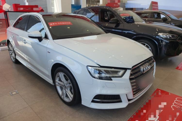 Used Audi A3 2020 Limousine 35 TFSI Fashion Edition China VI Emission Standard Front Right 45 Deg