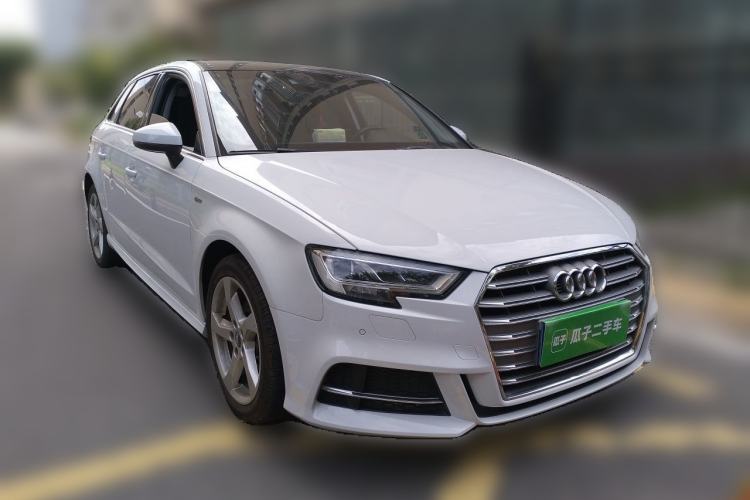 Used Audi A3 2020 Sportback 35 TFSI Fashion Edition China VI Emission Standard Front Right 45 Deg