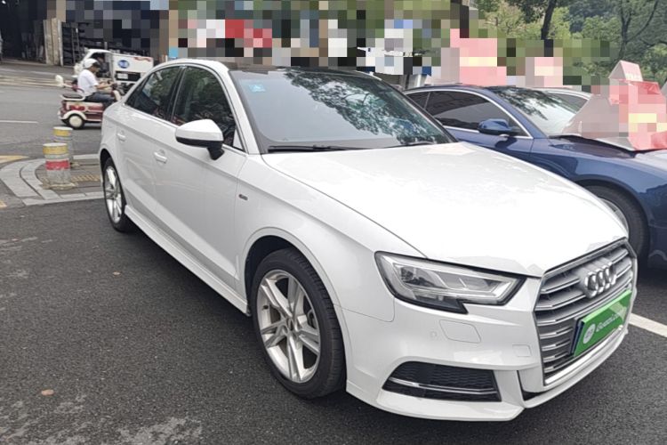 Used Audi A3 2020 Limousine 35 TFSI Fashion Edition China VI Emission Standard Front Right 45 Deg