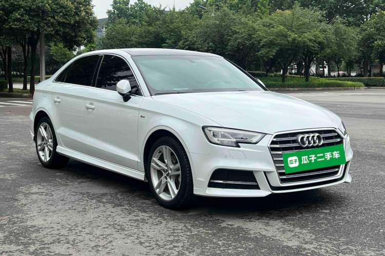 Used Audi A3 2020 Limousine 35 TFSI Fashion Edition China VI Emission Standard Front Right 45 Deg