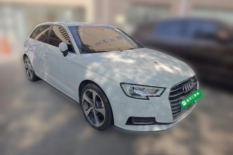 Used Audi A3 2020 Limousine 35 TFSI Ambition China VI Front Right 45 Deg