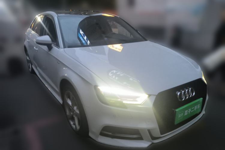 Used Audi A3 2020 Sportback 35 TFSI Fashion Edition China VI Emission Standard Front Right 45 Deg