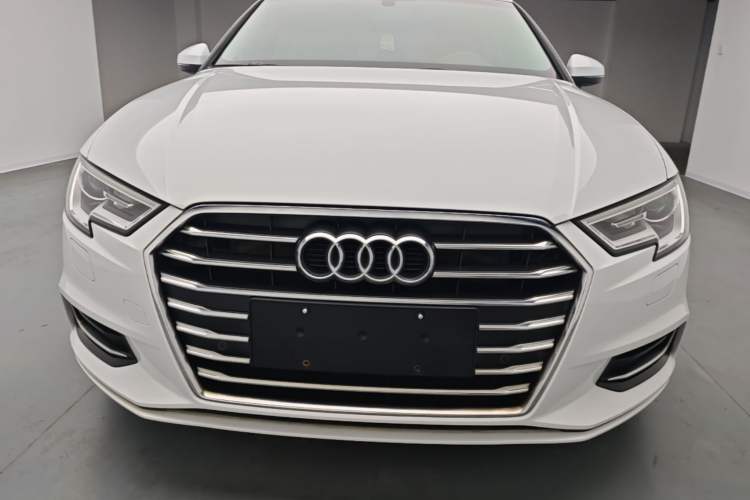Used Audi A3 2020 Limousine 35 TFSI Ambition China VI Front