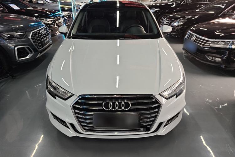 Used Audi A3 2020 Limousine 35 TFSI Fashion Edition China VI Emission Standard Front