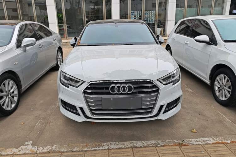 Used Audi A3 2020 Limousine 35 TFSI Fashion Edition China VI Emission Standard Front