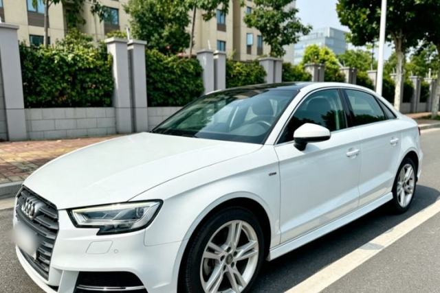Used Audi A3 2020 Limousine 35 TFSI Fashion Edition China VI Emission Standard
