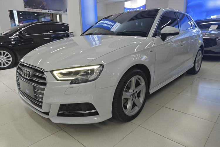 Used Audi A3 2020 Sportback 35 TFSI Fashion Edition China VI Emission Standard Guazi used car, China used car export, Used car for sale, Used cars, Cheapest cars for sale