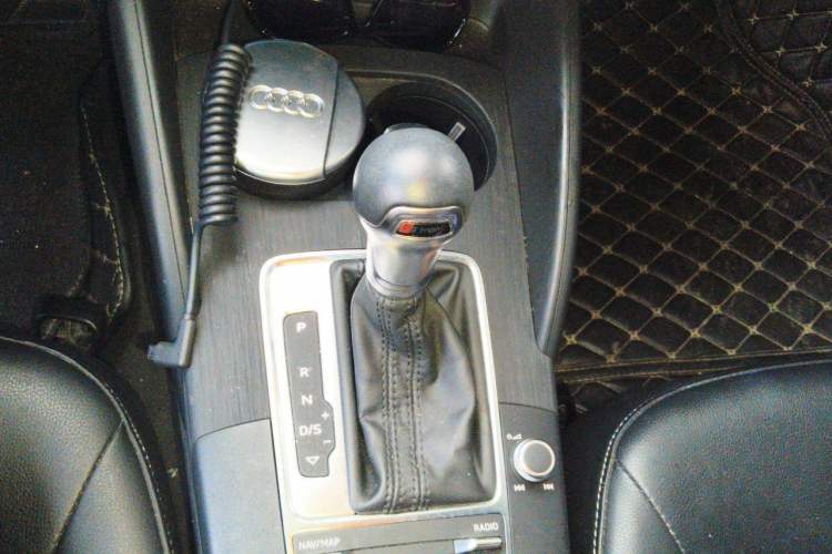 Used Audi A3 2020 Restyled Sportback 35 TFSI Entry-Level China VI Emission Standard Gear Lever