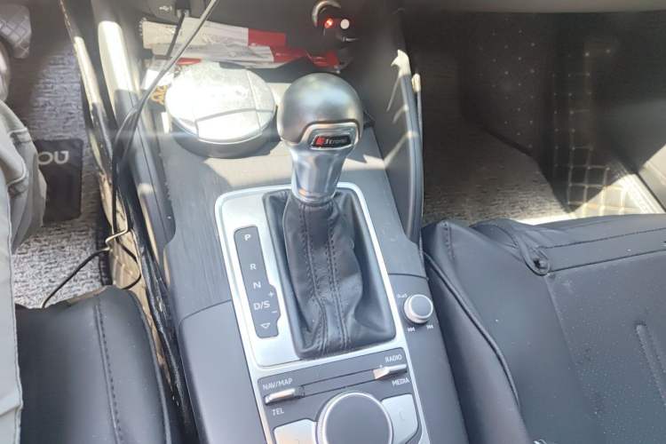 Used Audi A3 2020 Limousine 35 TFSI Ambition China VI Gear Lever