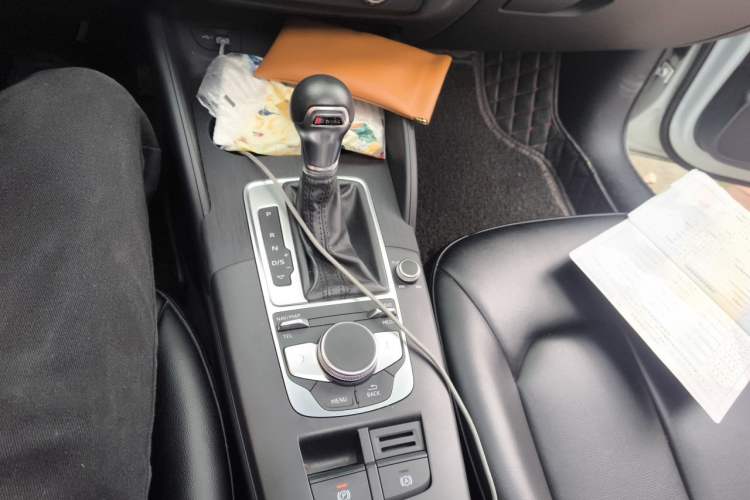 Used Audi A3 2020 Limousine 35 TFSI Ambition China VI Gear Lever