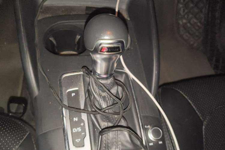 Used Audi A3 2020 Limousine 35 TFSI Ambition China VI Gear Lever