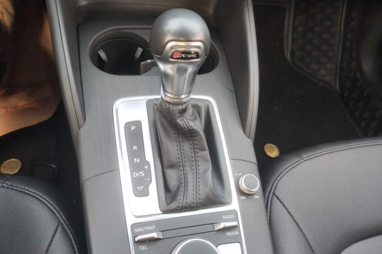 Used Audi A3 2020 Limousine 35 TFSI Ambition China VI Gear Lever