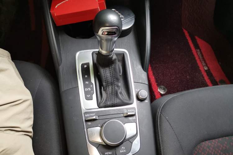 Used Audi A3 2020 Limousine 35 TFSI Ambition China VI Gear Lever