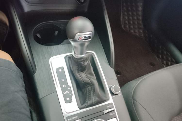 Used Audi A3 2020 Restyled Limousine 35 TFSI Ambition Version China VI Gear Lever