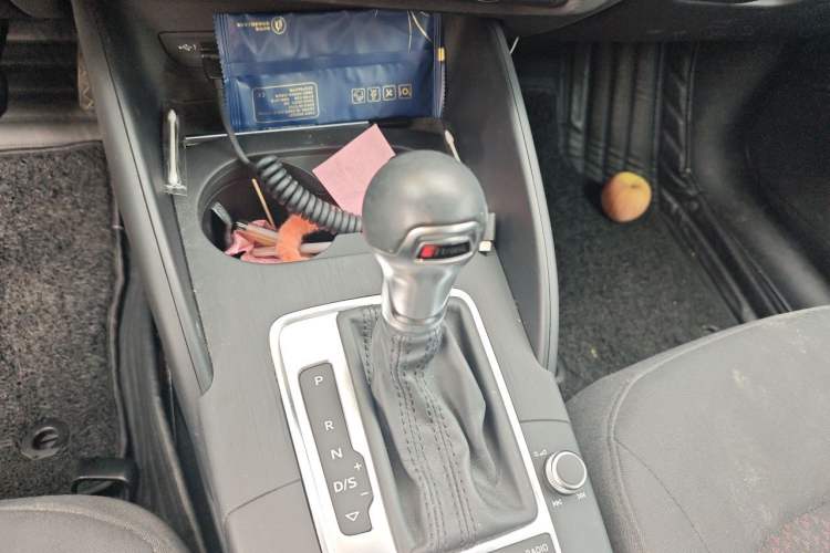 Used Audi A3 2020 Limousine 35 TFSI Ambition China VI Gear Lever