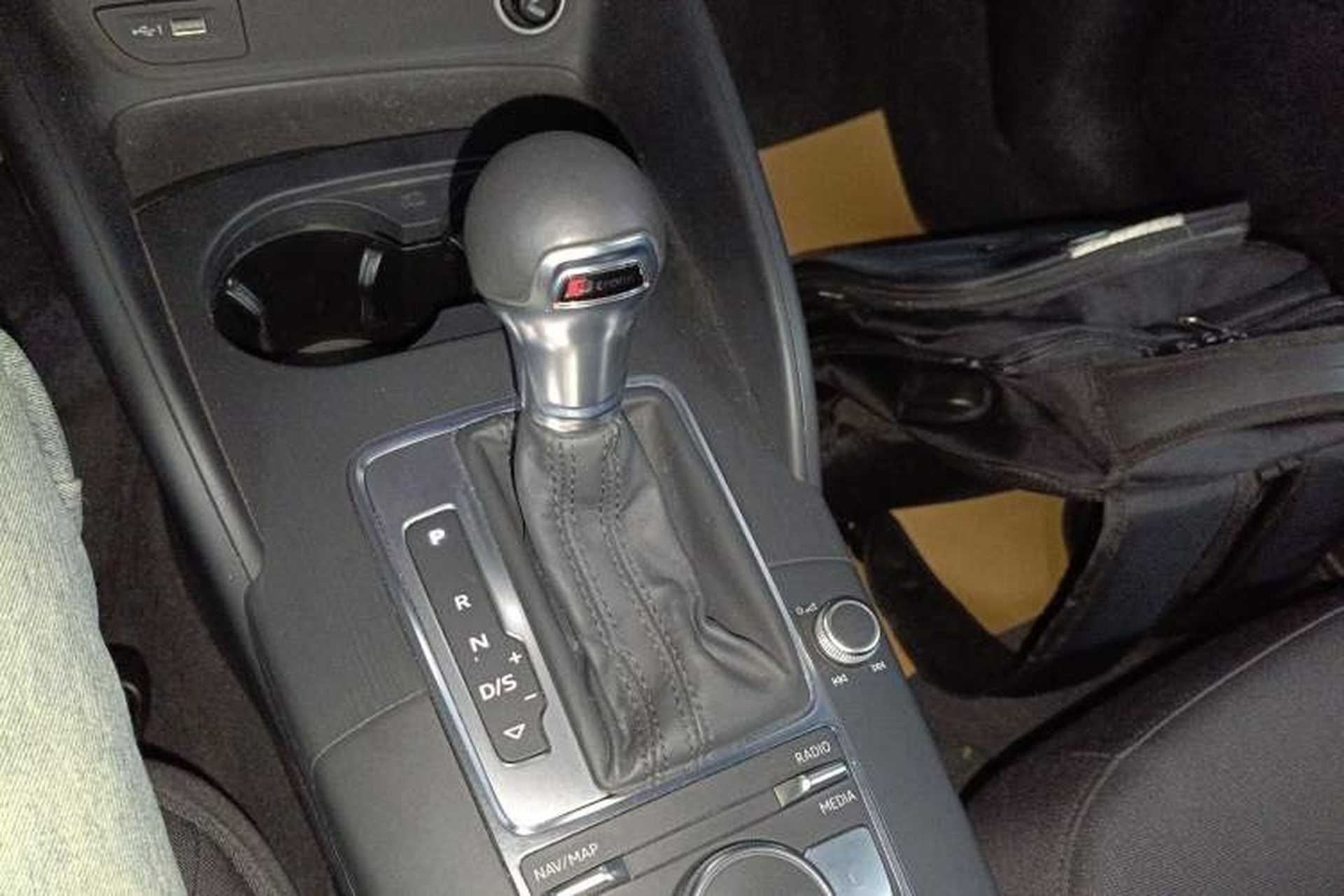 Used Audi A3 2020 Limousine 35 TFSI Ambition China VI Gear Lever