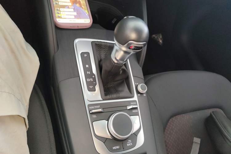 Used Audi A3 2020 Sportback 35 TFSI Ambition China VI Gear Lever