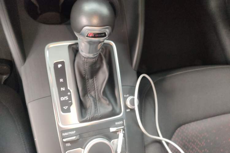 Used Audi A3 2020 Limousine 35 TFSI Ambition China VI Gear Lever